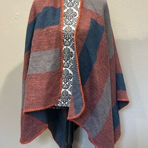 BB Dakota Navy and Rust Poncho